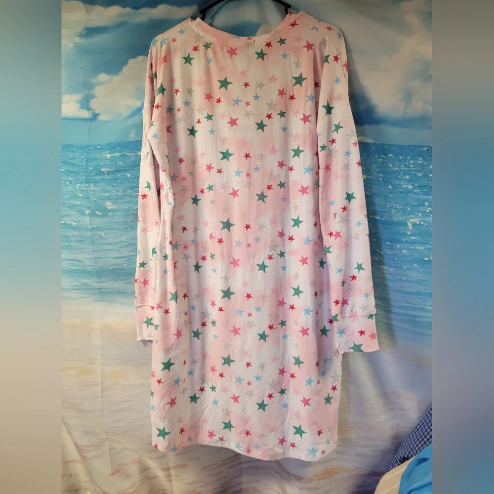 Derek Heart NWT Yummy Sleepshirt & Mask Womans Size Medium Stars‎